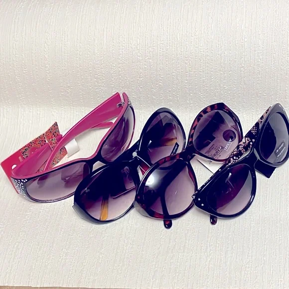 NWT Sunglasses Bundle Vtg NWT Y2K skinny sunglasses bundle lot set | Mercari main image 2